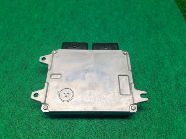 【中古】キャリィ EBD-DA16T エンジンコンピューター 33910-82M00