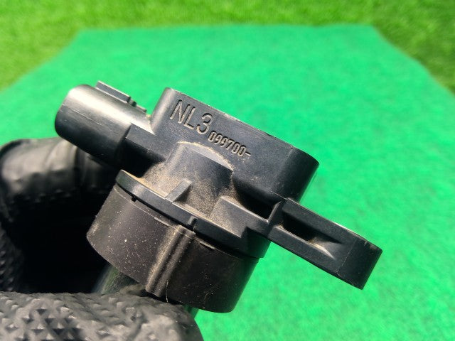 【中古】キャリィ EBD-DA16T イグニッションコイル 33400-64P00