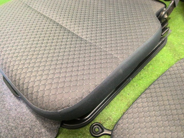 【中古】キャリィ EBD-DA16T ドライバーシート 85105-82M10