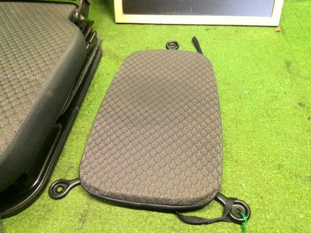 【中古】キャリィ EBD-DA16T ドライバーシート 85105-82M10