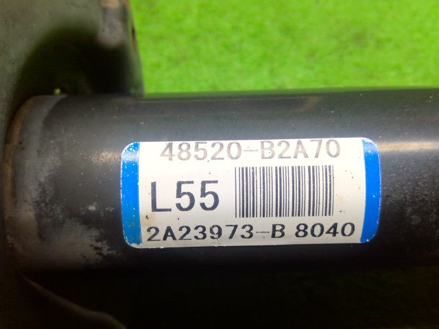 【中古】ステラ DBA-LA110F 左フロントストラット 48520B2A70