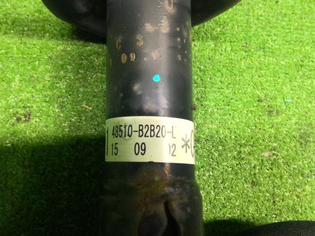 【中古】プレオプラス DBA-LA310F 左フロントストラット 48510B2B20