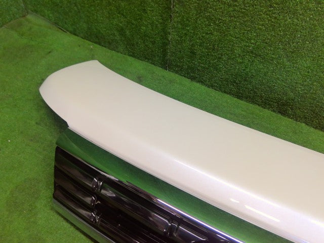 【中古】タント DBA-LA610S ボンネットフード 53301-B2880-