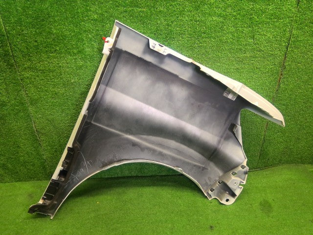 【中古】タント DBA-LA610S 左フロントフェンダー 53802-B2052-