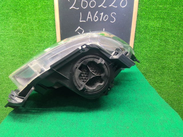 【中古】タント DBA-LA610S 左ヘッドランプＡＳＳＹ 81185-B2070-