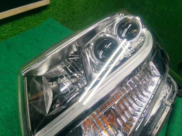 【中古】タント DBA-LA610S 左ヘッドランプＡＳＳＹ 81185-B2070-