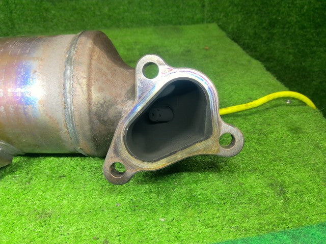【中古】タント DBA-LA610S 触媒 25051-B2410-