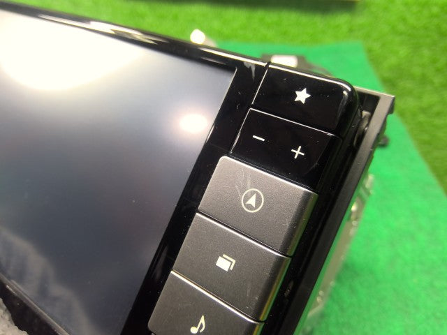 【中古】タント DBA-LA610S カーナビゲーション NSZN-W68D