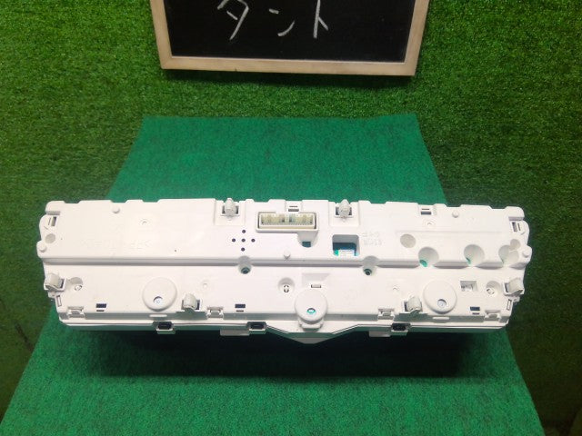 【中古】タント DBA-LA610S スピードメーター 83800-BA360-