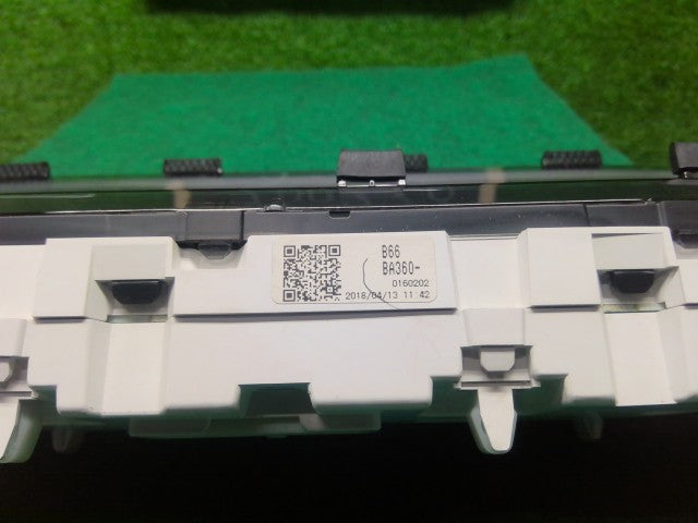 【中古】タント DBA-LA610S スピードメーター 83800-BA360-