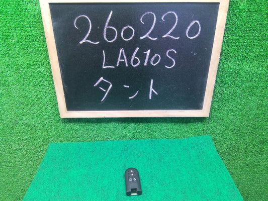 【中古】タント DBA-LA610S キーレスリモコン 89994-B2340-