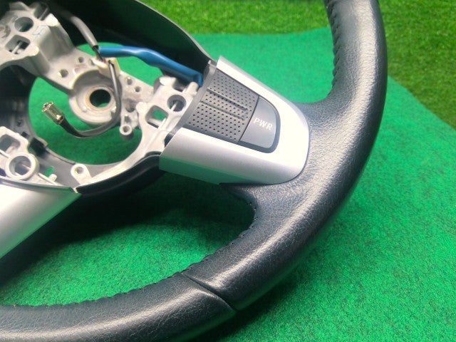 【中古】タント DBA-LA610S ステアリングホイール 45102-B2B20-C0