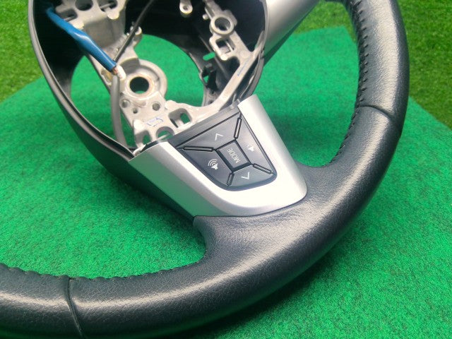 【中古】タント DBA-LA610S ステアリングホイール 45102-B2B20-C0