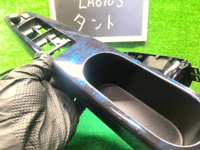 【中古】タント DBA-LA610S オーディオパネル ヒーターコントロール