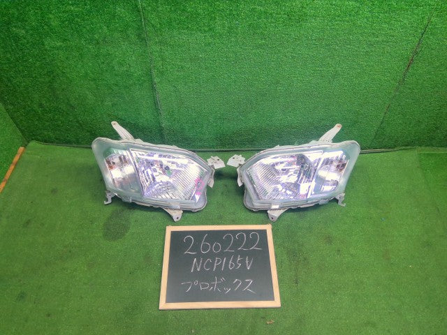 【中古】プロボックス DBE-NCP165V ヘッドランプ左右セット 81170-52J50,81130-52J50