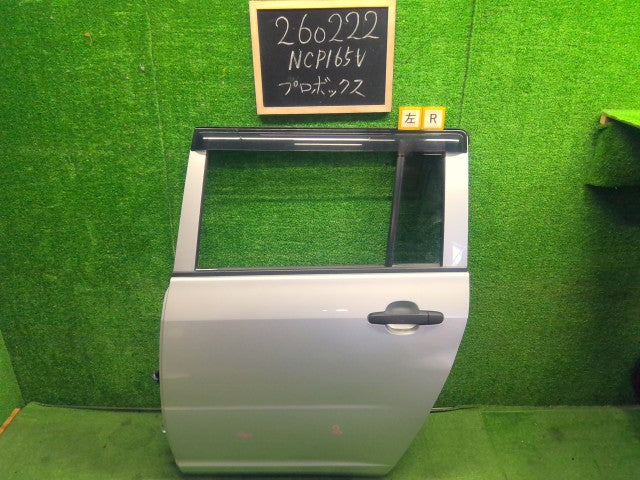 【中古】プロボックス DBE-NCP165V 左リアドアＡＳＳＹ 67004-52590
