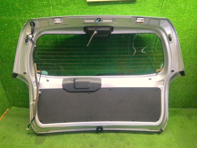 【中古】プロボックス DBE-NCP165V バックドアＡＳＳＹ 67005-52472