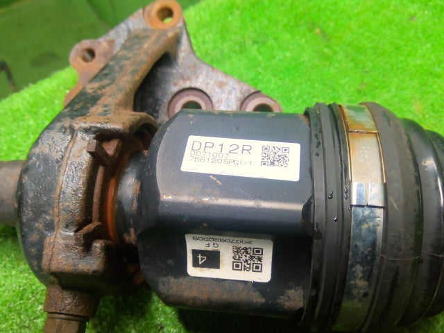【中古】プロボックス DBE-NCP165V 右フロントドライブシャフト 43410-52260