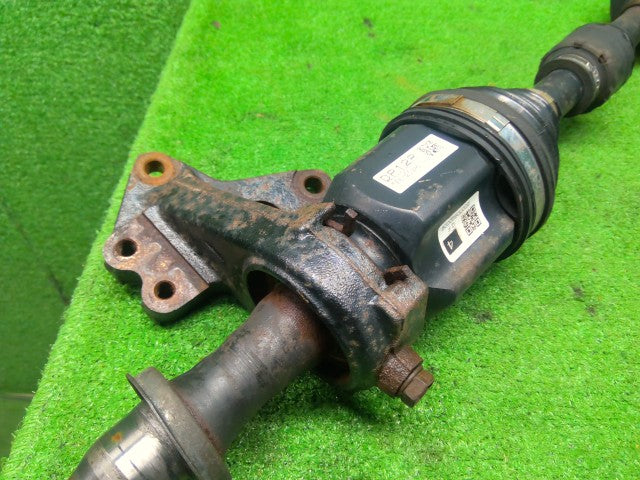 【中古】プロボックス DBE-NCP165V 右フロントドライブシャフト 43410-52260