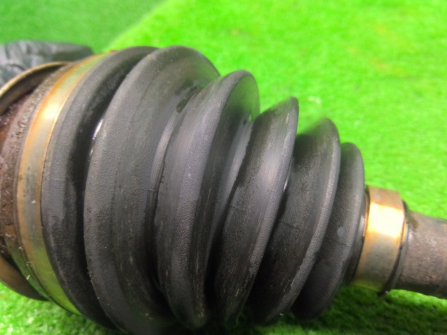 【中古】プロボックス DBE-NCP165V 左フロントドライブシャフト 43420-52271
