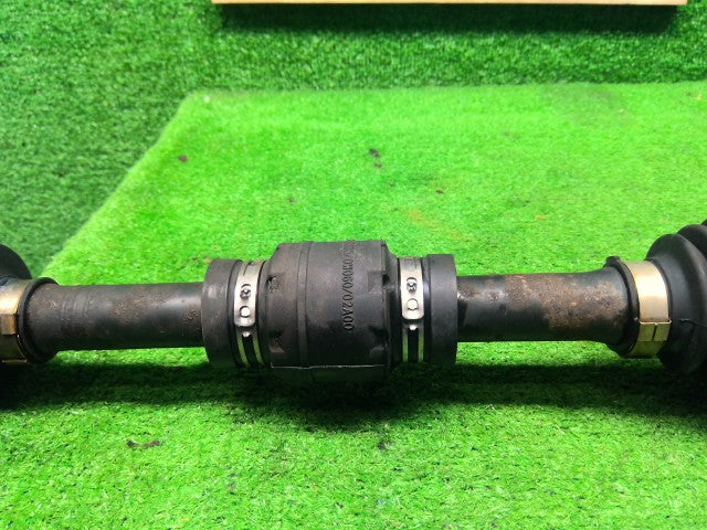 【中古】プロボックス DBE-NCP165V 左フロントドライブシャフト 43420-52271