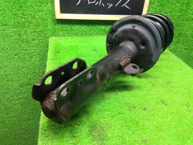 【中古】プロボックス DBE-NCP165V 右フロントストラット 48510-52R40