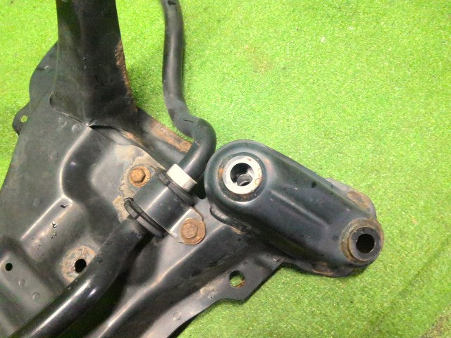 【中古】プロボックス DBE-NCP165V フロントメンバー 51201-52107