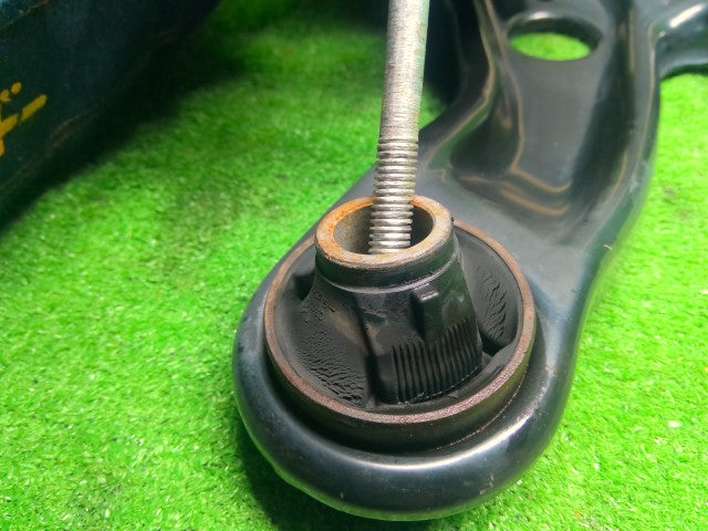 【中古】プロボックス DBE-NCP165V 左 フロント