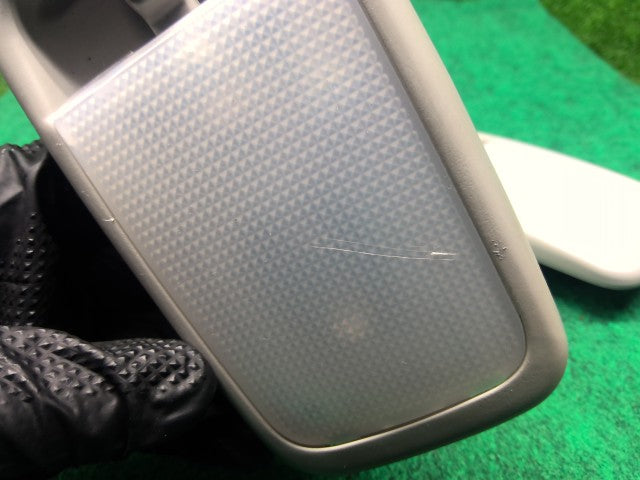 【中古】プロボックス DBE-NCP165V ルームランプ 81240-52030-B0