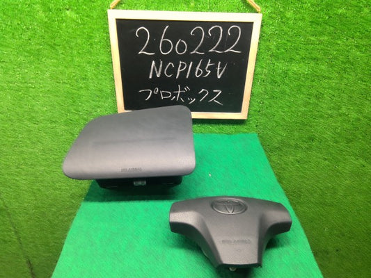 【中古】プロボックス DBE-NCP165V ホーンパッド 助手席エアバックパッドのみ