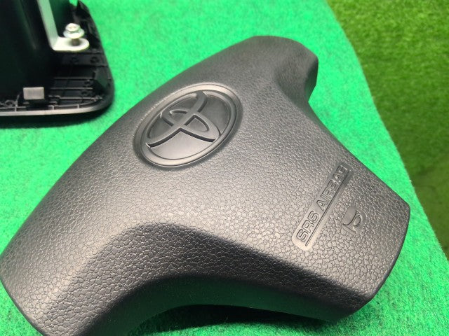 【中古】プロボックス DBE-NCP165V ホーンパッド 助手席エアバックパッドのみ