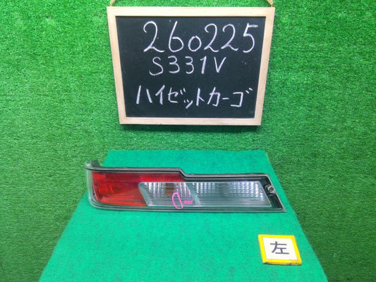ハイゼット 左テールランプ EBD-S331V 81561-B5070