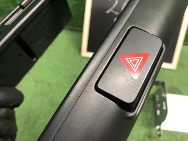 【中古】セルボ CBA-HG21S オーディオパネル 73821-66K00-5PK