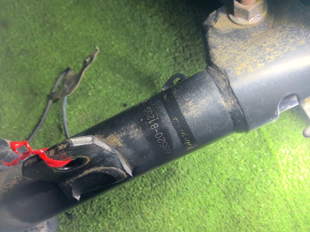 【中古】タンク DBA-M900A 左フロントストラットＡＳＳＹ 48520-B9115