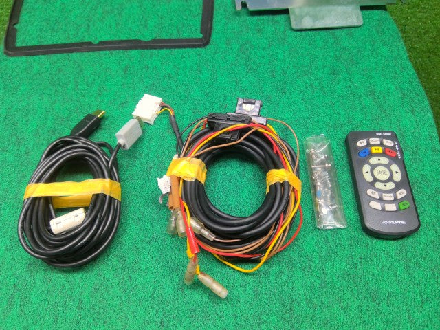 【中古】タンク DBA-M900A フリップダウンモニター