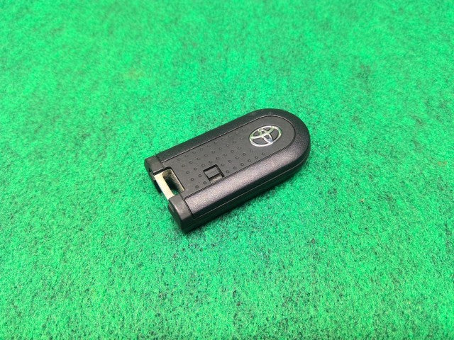 【中古】タンク DBA-M900A キーレスリモコン 89994-B2440