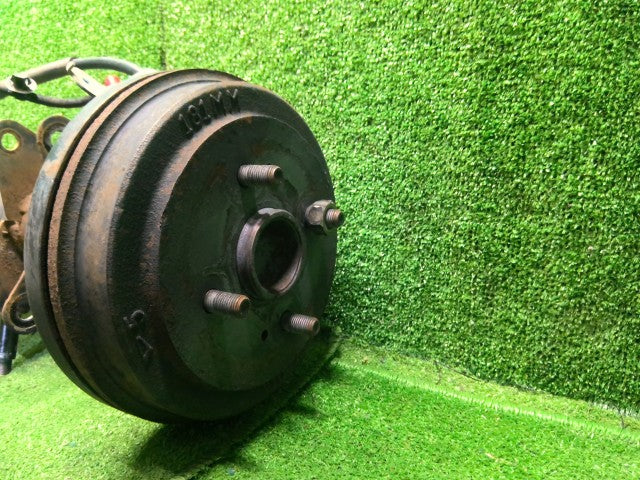 【中古】パッソ DBA-KGC35 リア アクスルホーシングＡＳＳＹ