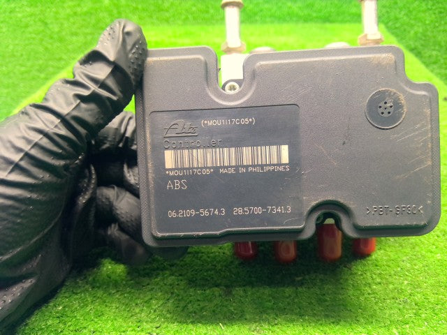 【中古】パッソ DBA-KGC35 ＡＢＳアクチュエーター 44050-B1200