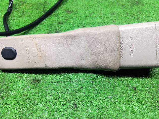【中古】パッソ DBA-KGC35 ドライバーシートベルト キャッチ