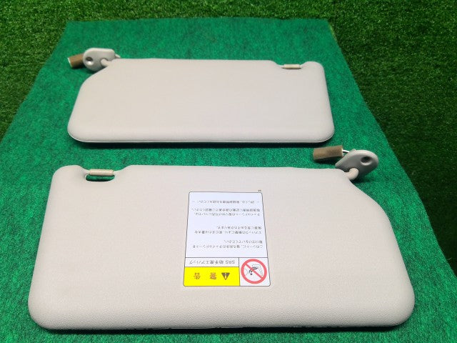 【中古】モコ DBA-MG33S サンバイザー 96400-4A02G