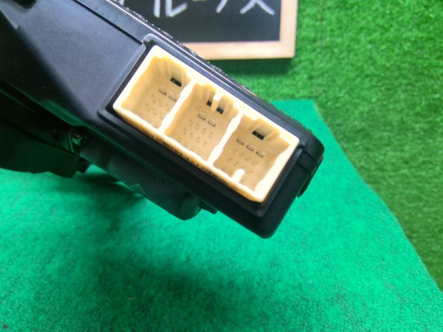 【中古】デイズルークス DBA-B21A 右パワースライドドアモーター 97960-6A00B