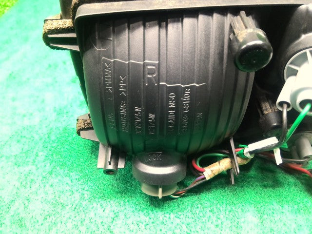 エブリィ 右テールランプ HBD-DA64V 35650-68H00