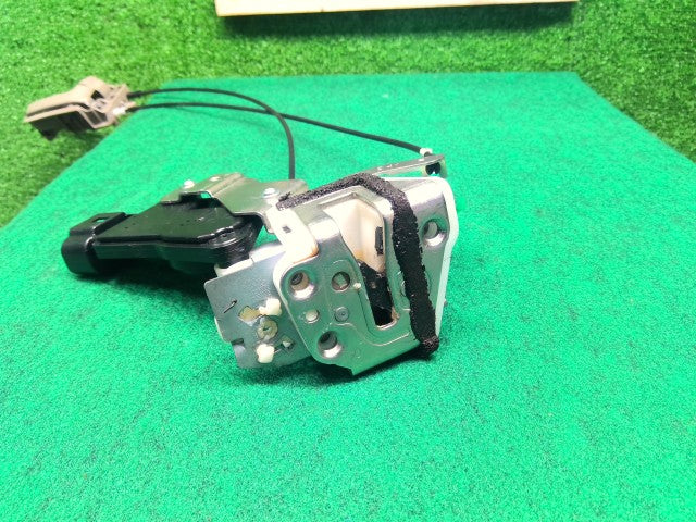 エブリィ 右Ｆドアロックソレノイド HBD-DA64V 82201-68H11