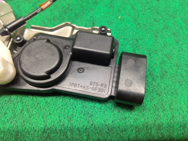 エブリィ 右Ｆドアロックソレノイド HBD-DA64V 82201-68H11