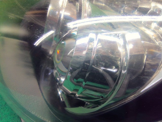 アクア 左ヘッドランプＡＳＳＹ DAA-NHP10 81150-52E90
