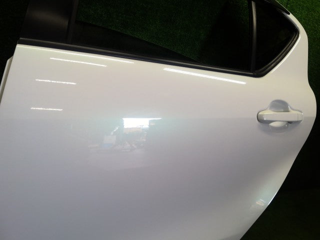 アクア 左ＲドアＡＳＳＹ DAA-NHP10 67004-52470