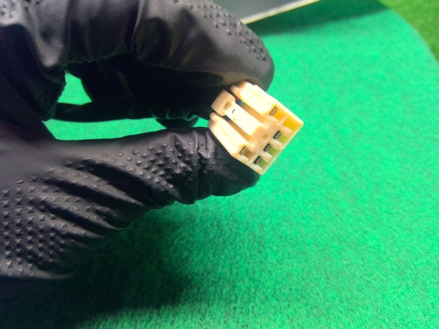 アクア 右テールランプ DAA-NHP10 81550-52A81