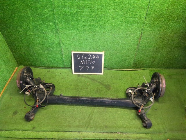 アクア ＲアクスルホーシングＡＳＳＹ DAA-NHP10 42110-52332