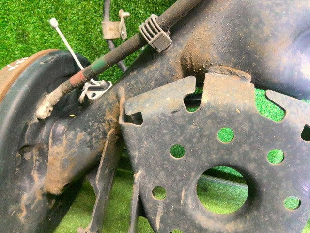 アクア ＲアクスルホーシングＡＳＳＹ DAA-NHP10 42110-52332