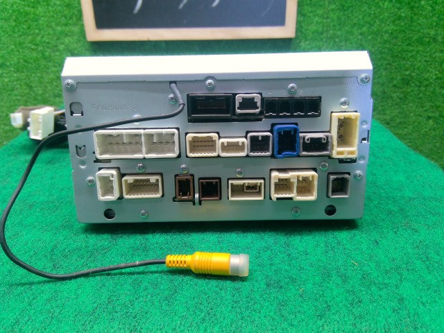アクア カーナビゲーション DAA-NHP10